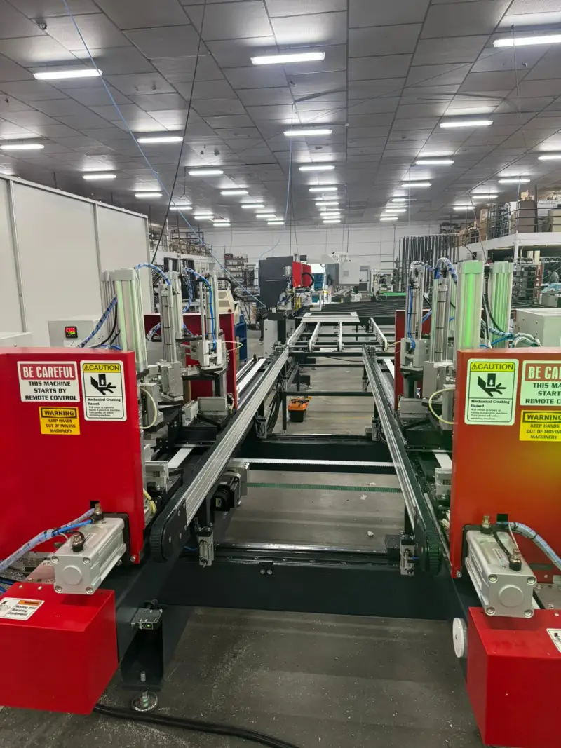 Instalación de una línea de soldadura y limpieza marca Intelli mach